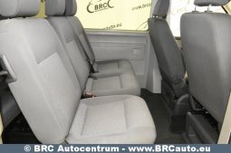 Volkswagen Caravelle 2.0 TDI CR 2015 full