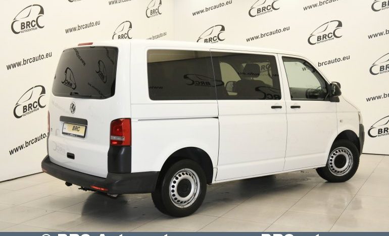 Volkswagen Caravelle 2.0 TDI CR 2015 full