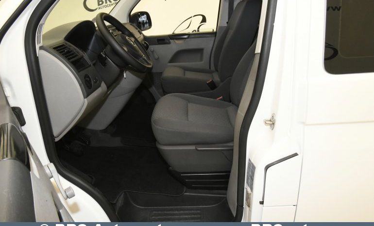 Volkswagen Caravelle 2.0 TDI CR 2015 full
