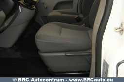 Volkswagen Caravelle 2.0 TDI CR 2015 full