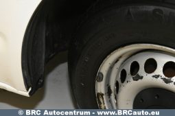 Volkswagen Caravelle 2.0 TDI CR 2015 full