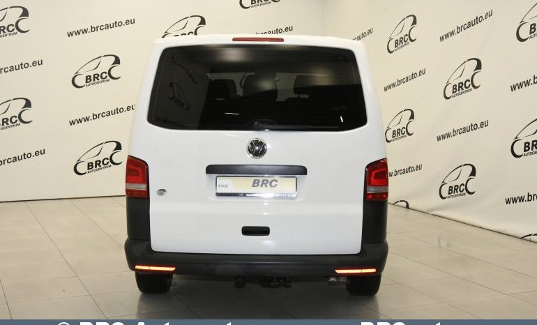 Volkswagen Caravelle 2.0 TDI CR 2015 full