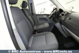 Volkswagen Caravelle 2.0 TDI CR 2015 full