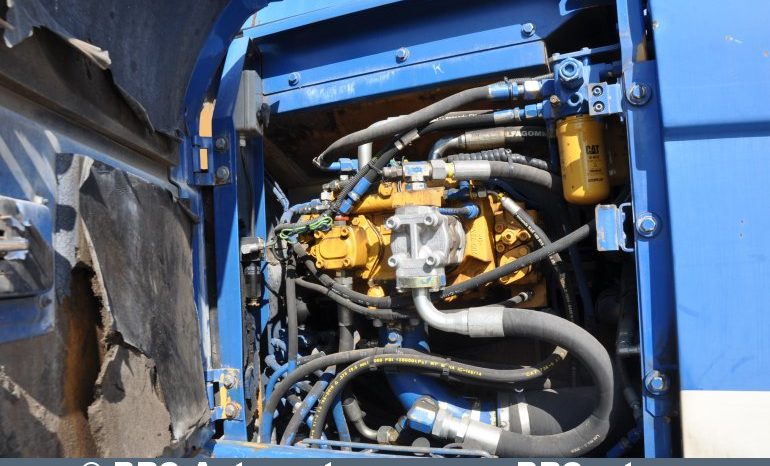 Caterpillar 318C  2006 full