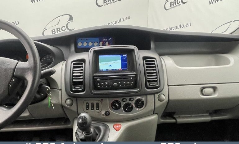 Opel Vivaro 2.5 CDTI 2010 full