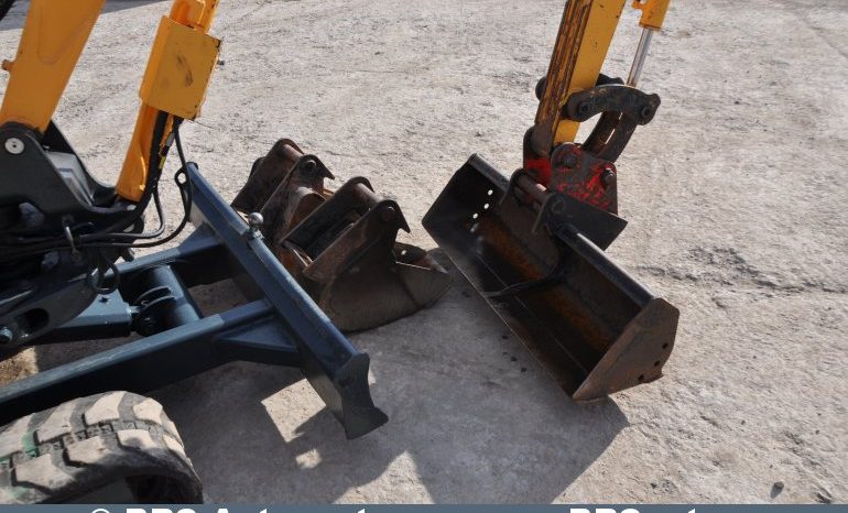 Hyundai R30Z-9AK Garantija 2018 full