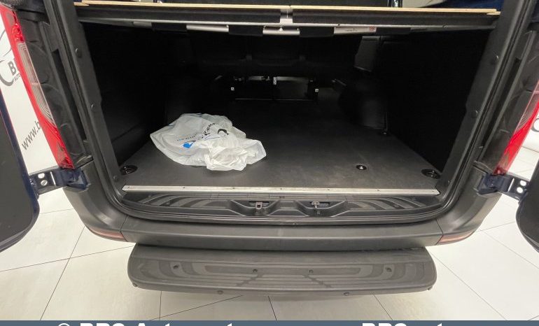 Mercedes-Benz Sprinter 317 CDI Tourer 2023 full