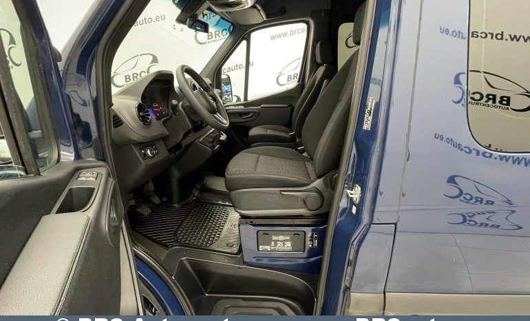 Mercedes-Benz Sprinter 317 CDI Tourer 2023 full