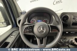 Mercedes-Benz Sprinter 317 CDI Tourer 2023 full