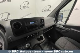Mercedes-Benz Sprinter 317 CDI Tourer 2023 full