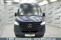Mercedes-Benz Sprinter 317 CDI Tourer 2023 full