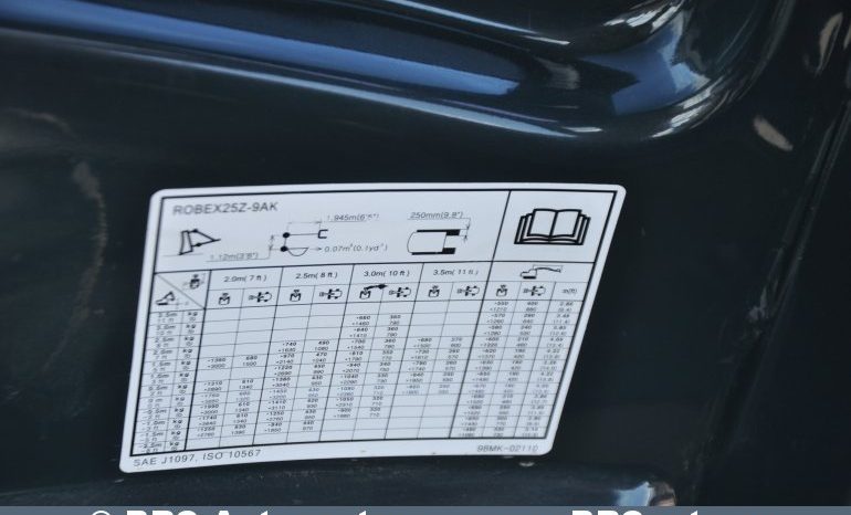 Hyundai R25Z-9AK  2017 full