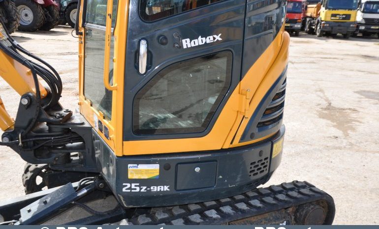 Hyundai R25Z-9AK  2017 full