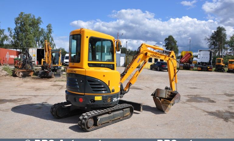 Hyundai R25Z-9AK  2017 full