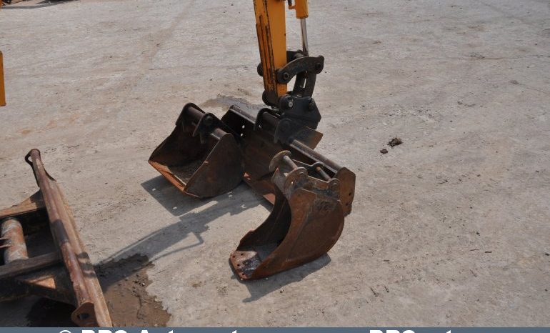 Hyundai R25Z-9AK !Garantija! 2018 full