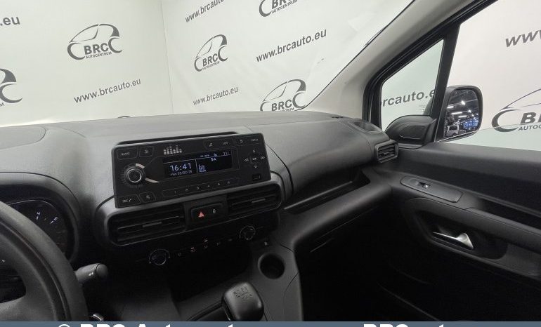 Citroen Berlingo 1.2 PureTech 2021 full