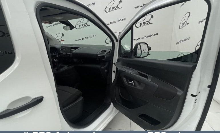 Citroen Berlingo 1.2 PureTech 2021 full