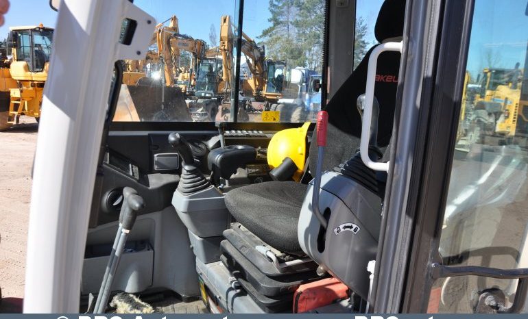 Takeuchi TB260 Garantija 2022 full