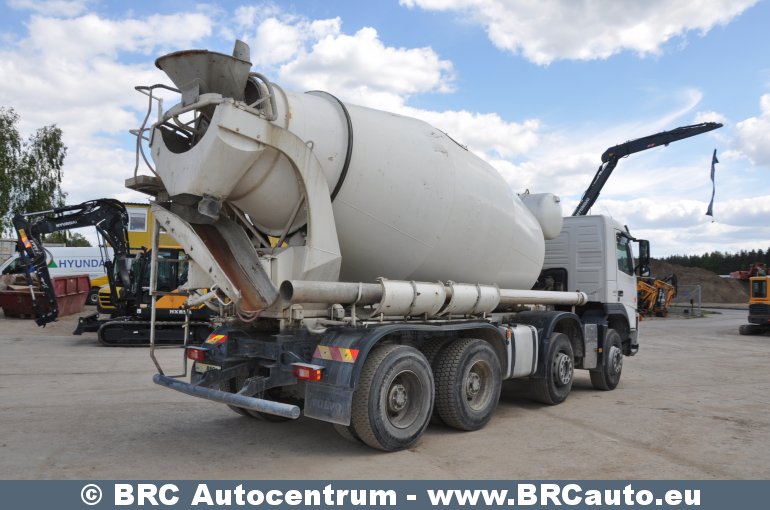 Volvo FM 8X4 9m3 2008