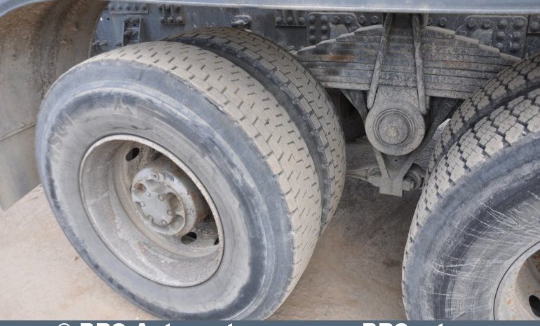 Volvo FM 8X4 9m3 2008 full