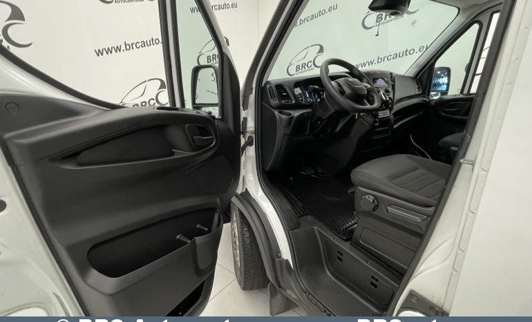 Iveco Daily 35Daily S18 HI-Matic 3.0d Automatas 2022 full