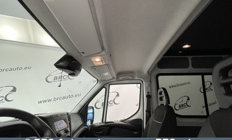 Iveco Daily 35Daily S18 HI-Matic 3.0d Automatas 2022 full
