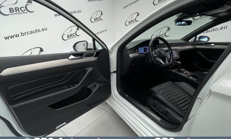 Volkswagen Passat 2.0TDI 4Motion DSGR-Line Elegance 2019 full