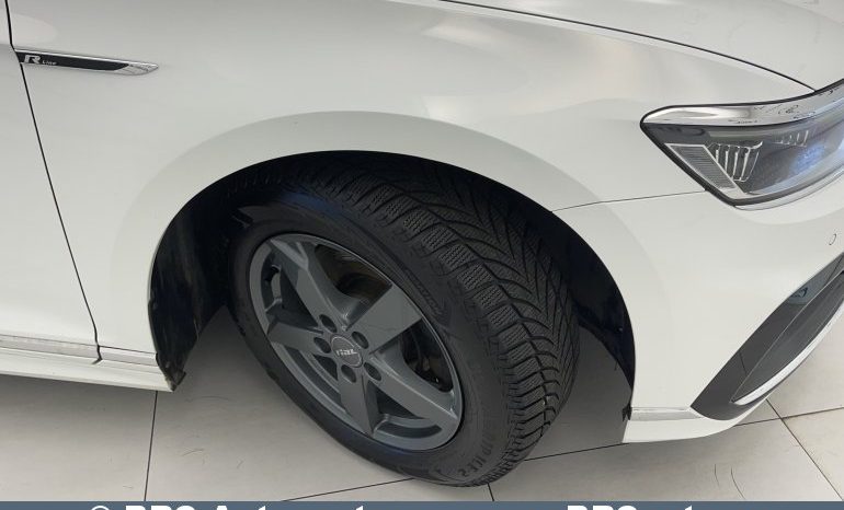 Volkswagen Passat 2.0TDI 4Motion DSGR-Line Elegance 2019 full