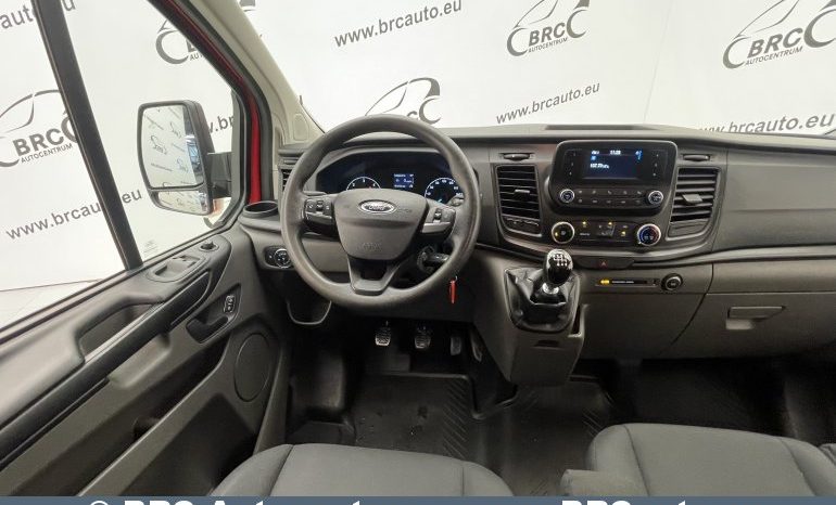 Ford Transit Custom Combi 2.0d EcoBlue 2019 full