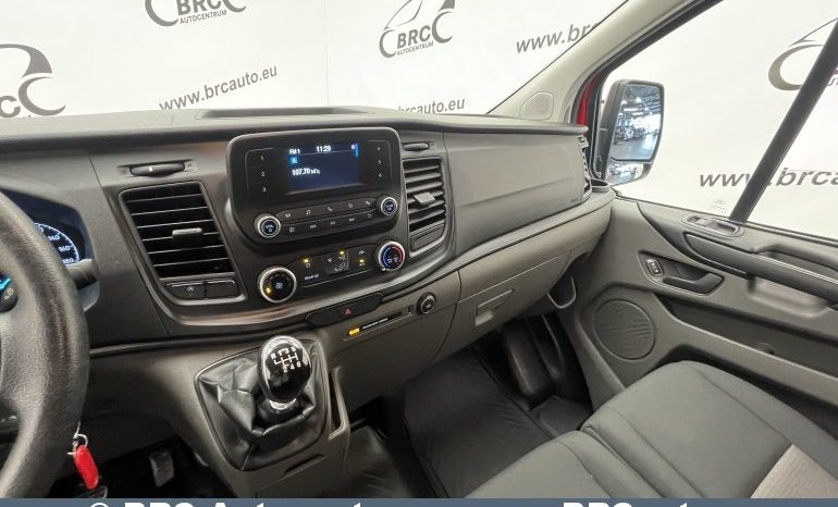 Ford Transit Custom Combi 2.0d EcoBlue 2019 full