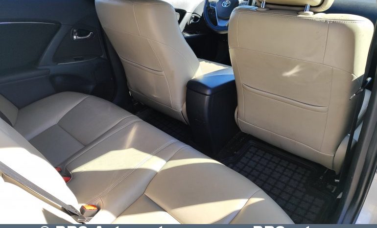 Toyota Avensis 2.2 D-CAT Wagon Automatas 2011 full