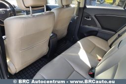 Toyota Avensis 2.2 D-CAT Wagon Automatas 2011 full