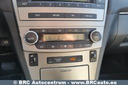 Toyota Avensis 2.2 D-CAT Wagon Automatas 2011 full