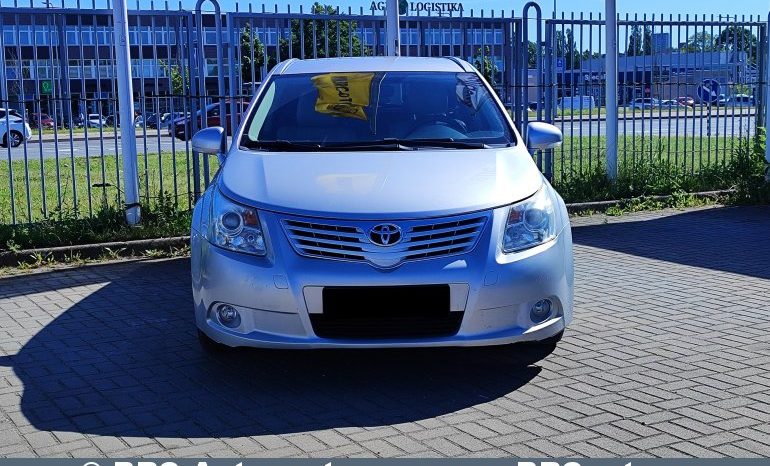 Toyota Avensis 2.2 D-CAT Wagon Automatas 2011 full