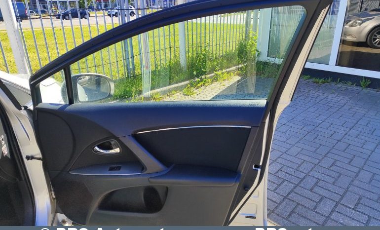 Toyota Avensis 2.2 D-CAT Wagon Automatas 2011 full