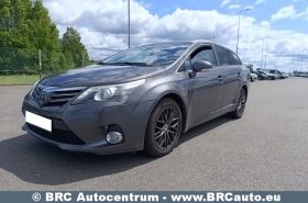 Toyota Avensis Combi 2.2 D-4D Executive Automatas 2015