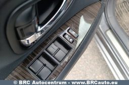 Toyota Avensis Combi 2.2 D-4D Executive Automatas 2015 full