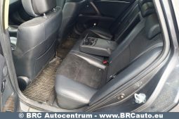 Toyota Avensis Combi 2.2 D-4D Executive Automatas 2015 full