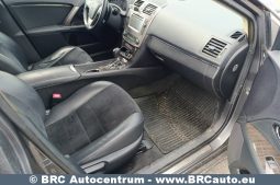 Toyota Avensis Combi 2.2 D-4D Executive Automatas 2015 full