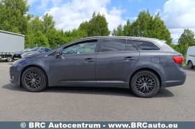 Toyota Avensis Combi 2.2 D-4D Executive Automatas 2015