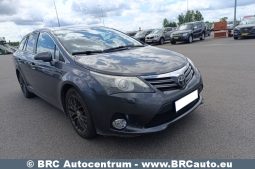 Toyota Avensis Combi 2.2 D-4D Executive Automatas 2015 full