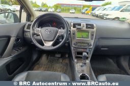 Toyota Avensis Combi 2.2 D-4D Executive Automatas 2015 full