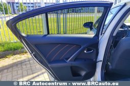 Toyota Avensis 2.0 2017 full