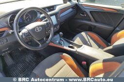 Toyota Avensis 2.0 2017 full
