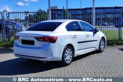 Toyota Avensis 2.0 2017 full