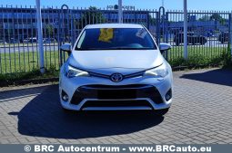 Toyota Avensis 2.0 2017 full
