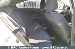 Toyota Avensis 2.0 2017 full