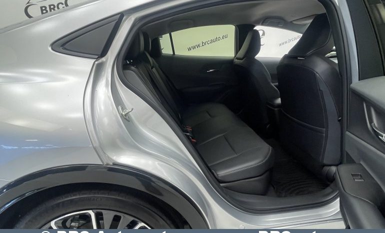 Toyota Prius 2.0 Hybrid Automatas 2023 full
