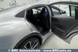 Toyota Prius 2.0 Hybrid Automatas 2023 full
