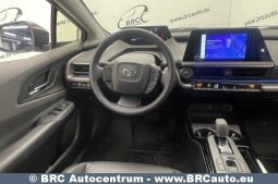 Toyota Prius 2.0 Hybrid Automatas 2023 full